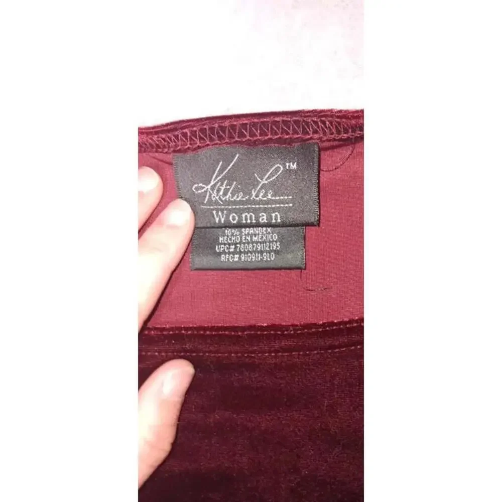 Kathie Lee Long Sleeve Velvet Blouse Womens Size 22W/24W Maroon Soft And... - Picture 2 of 11